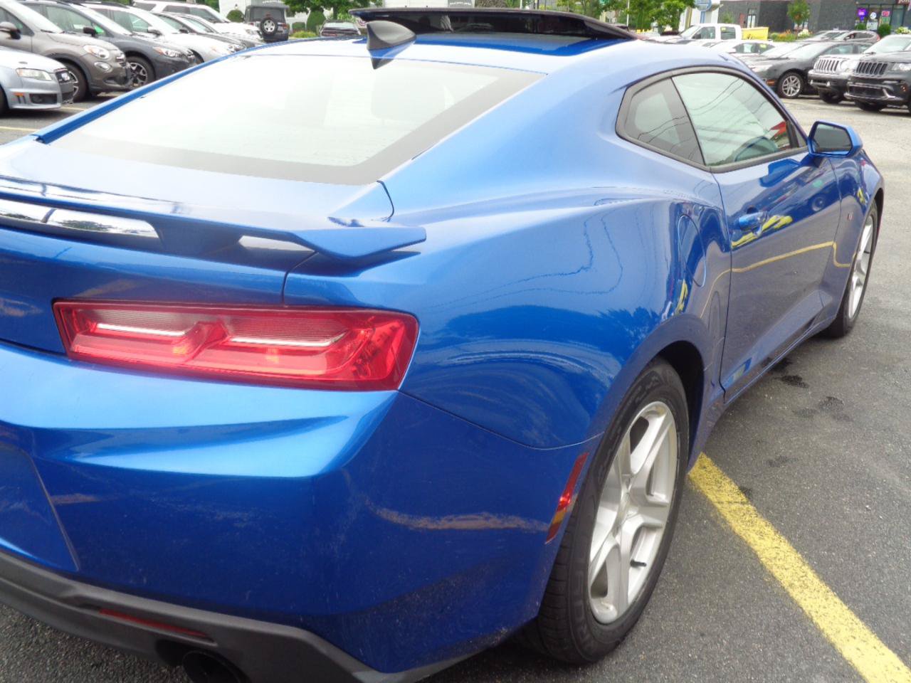Used 2017 Chevrolet Camaro LT RWD image 20