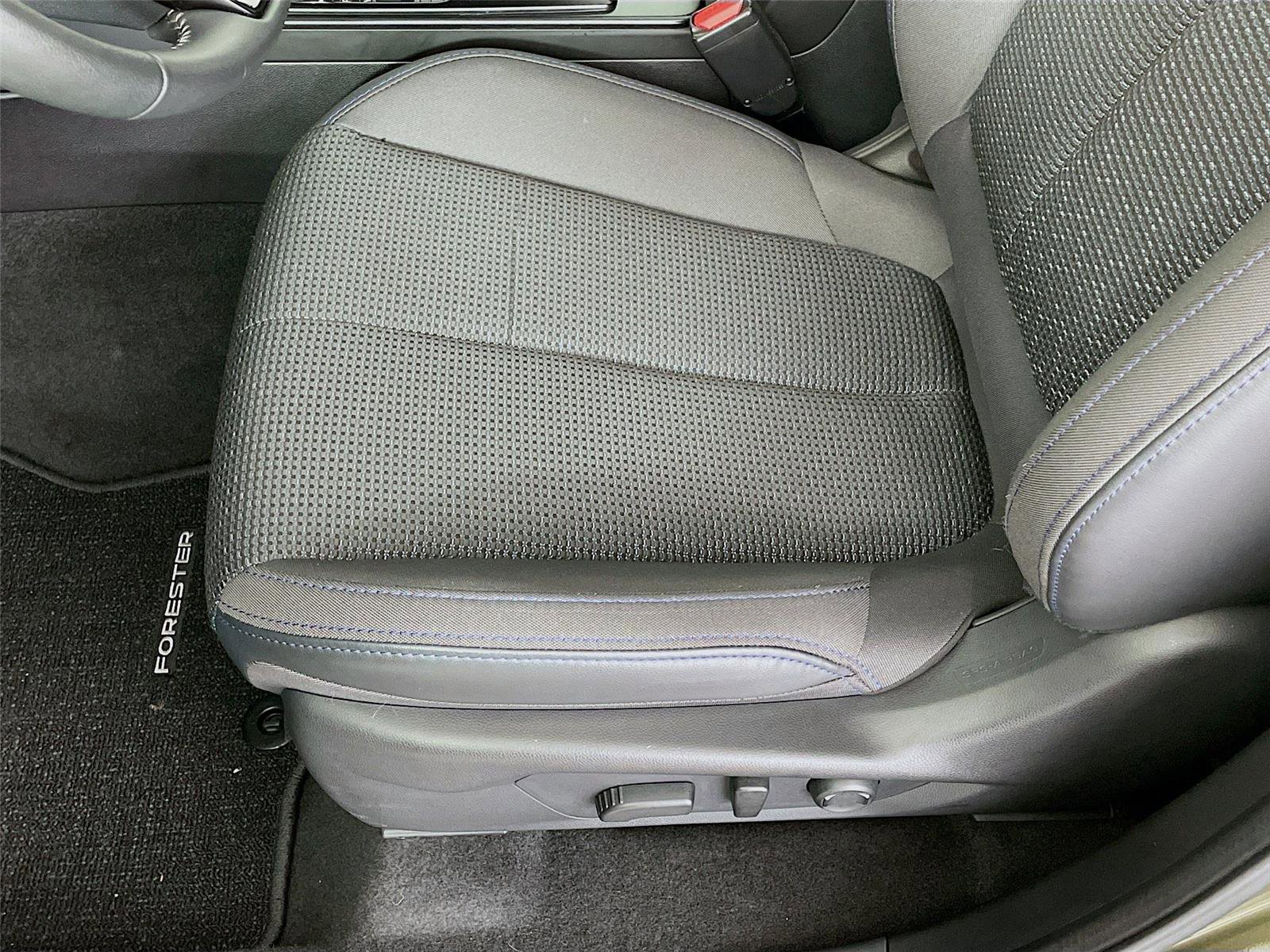 Used 2026 Subaru Forester Premium AWD/4WD image 22