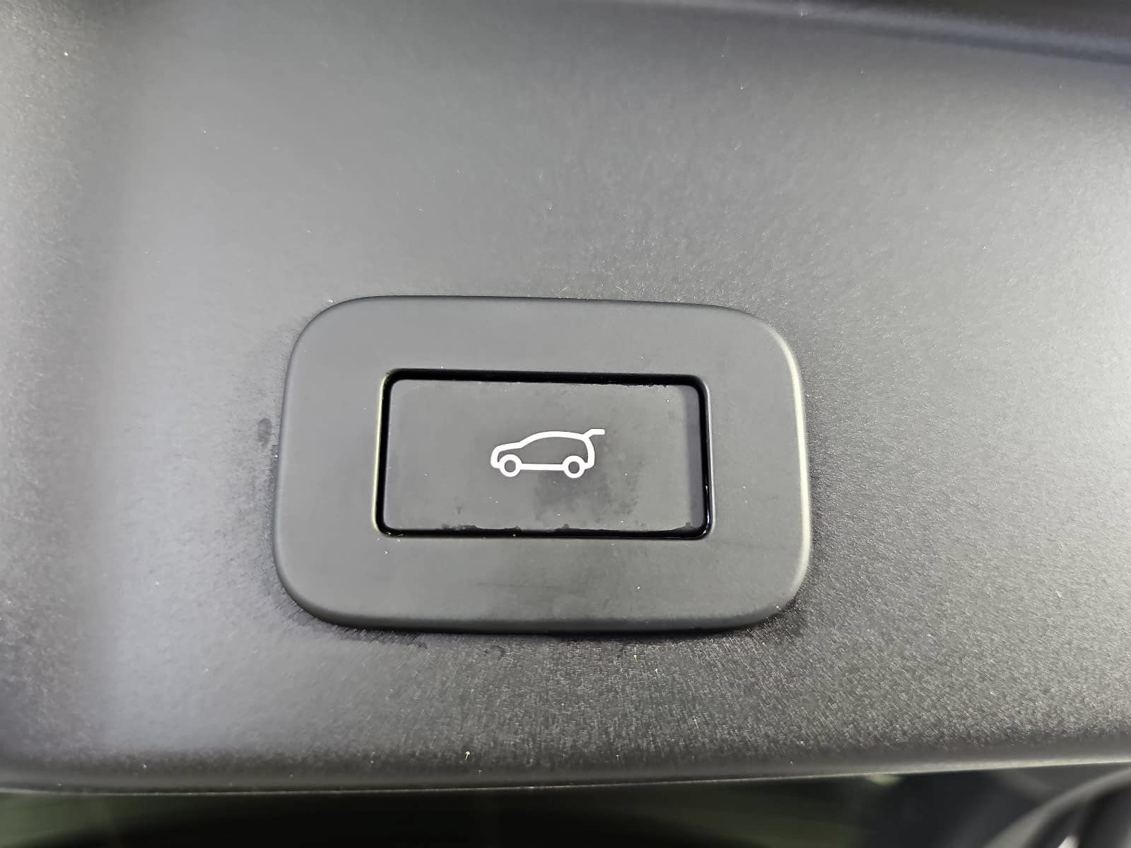 Used 2024 Land Rover Range Rover Evoque S AWD/4WD image 13