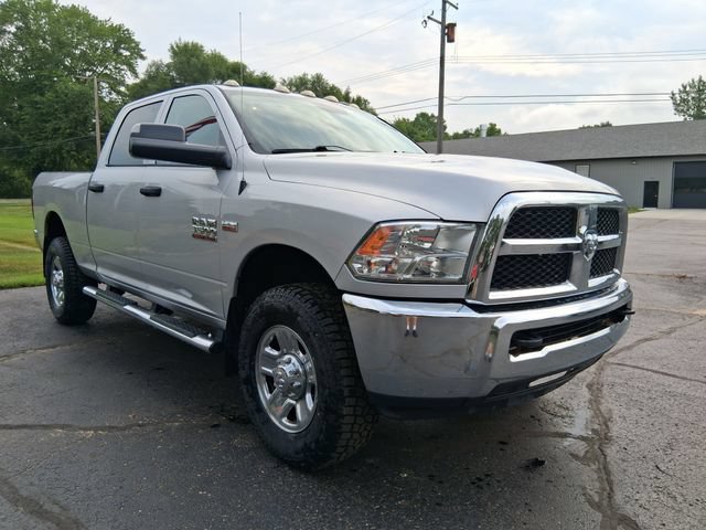 Used 2017 RAM 3500 Tradesman w/ Chrome Appearance Group AWD/4WD image 7
