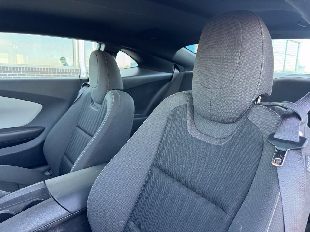 Used 2015 Chevrolet Camaro LS RWD image 11