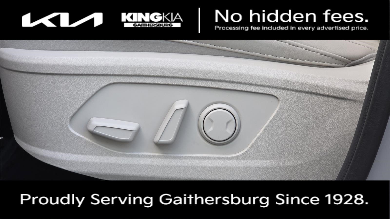 Certified 2023 Kia Sorento S w/ Panoramic Sunroof Package AWD/4WD image 16