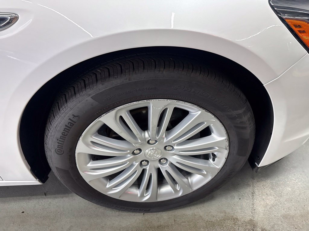Used 2018 Buick LaCrosse Premium FWD image 4