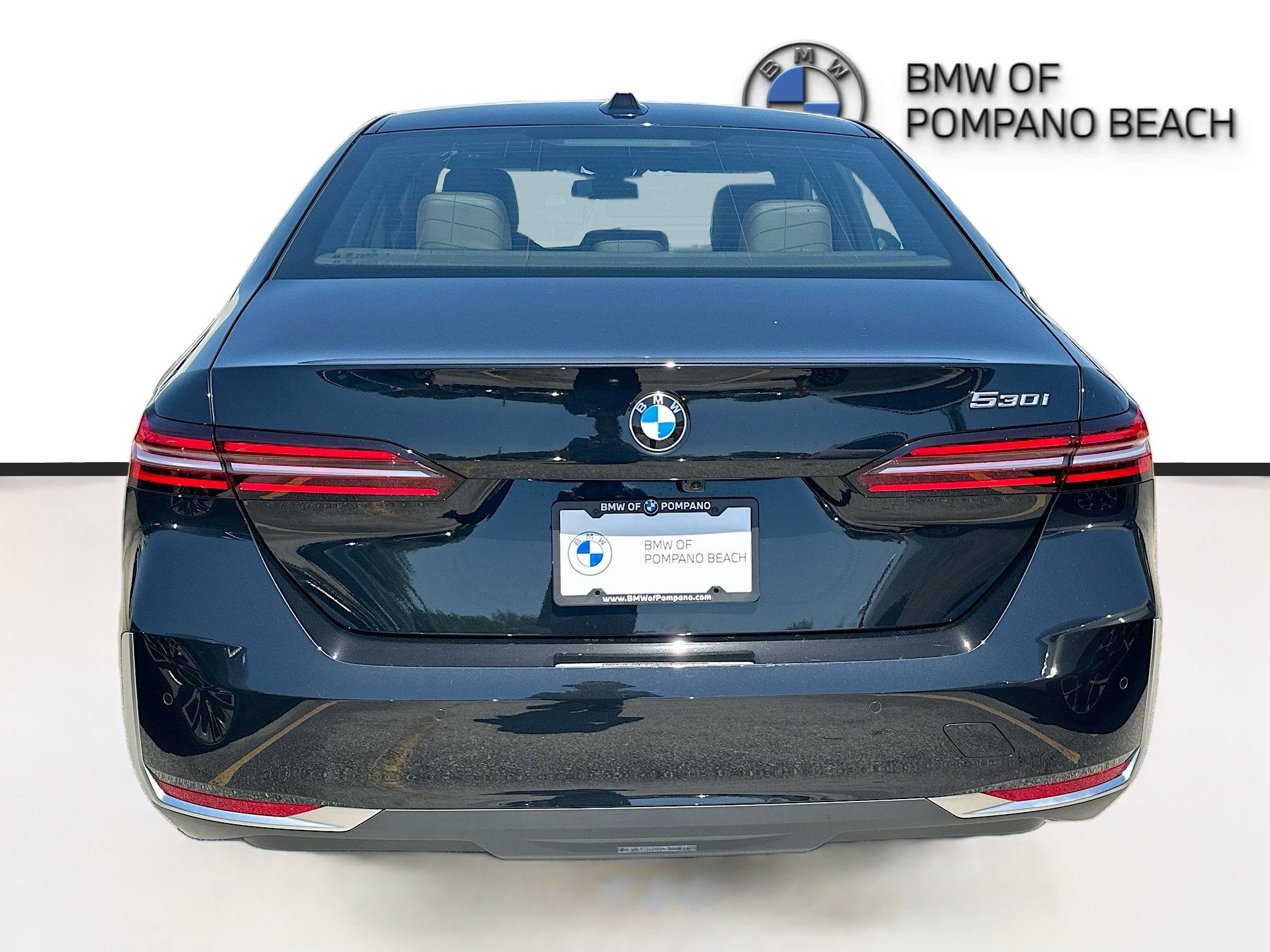 New 2025 BMW 530i w/ Premium Package RWD image 5