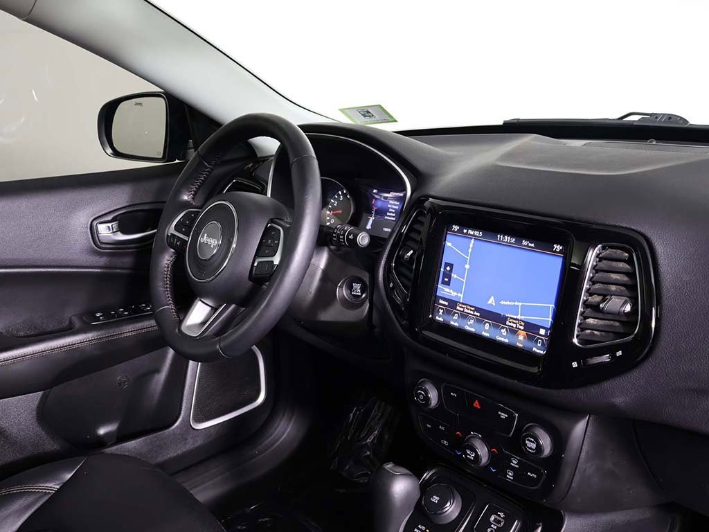Used 2018 Jeep Compass Limited w/ Navigation Group image 22