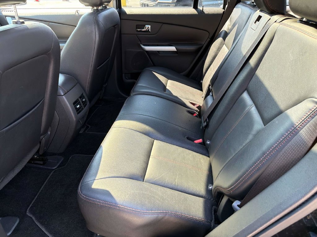 Used 2013 Ford Edge Limited FWD image 21