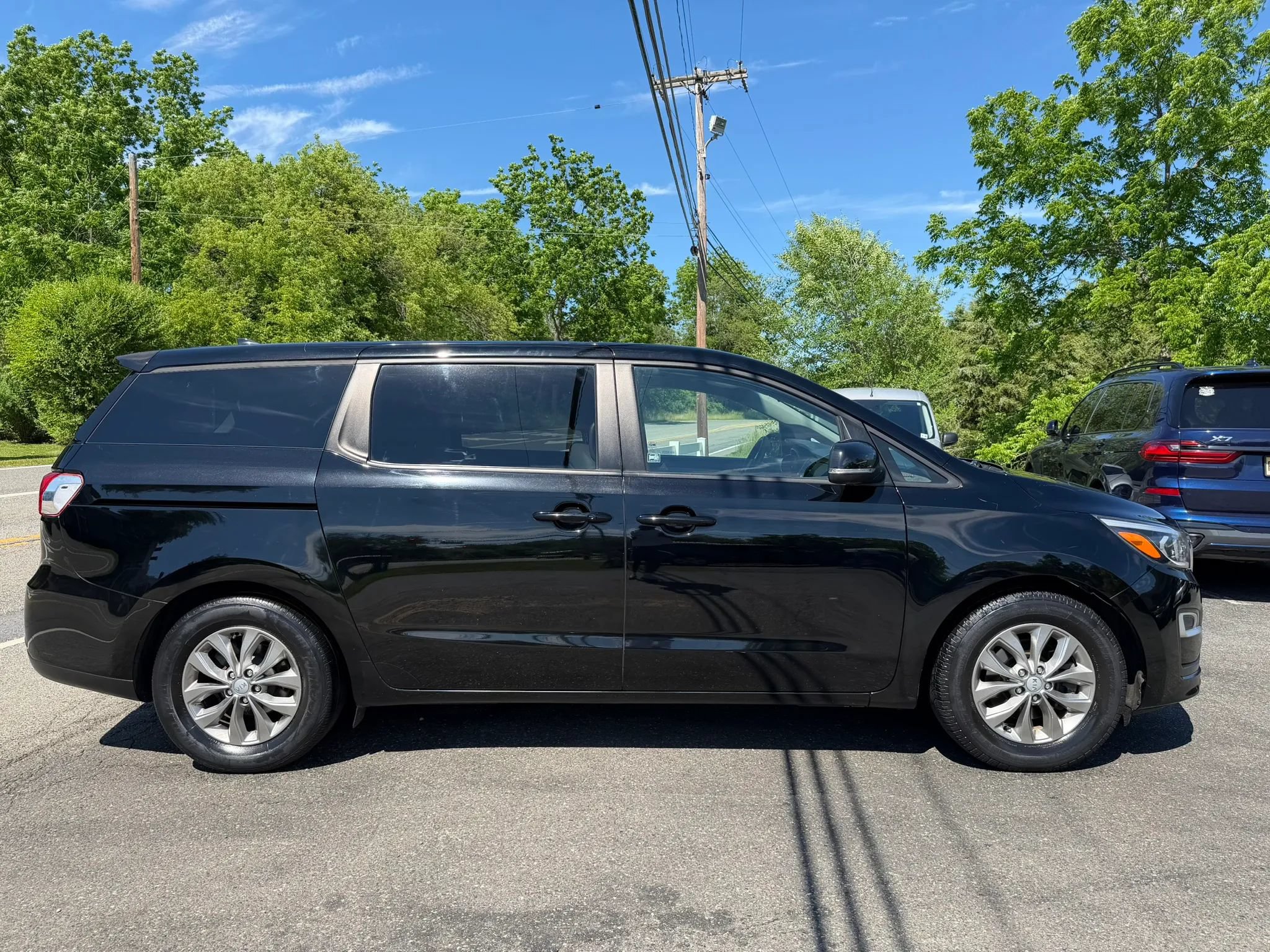 Used 2019 Kia Sedona LX FWD image 8