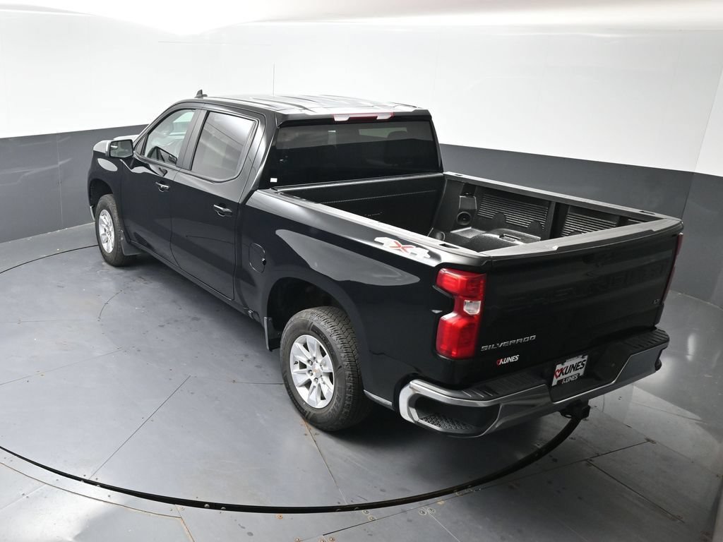 Used 2025 Chevrolet Silverado 1500 LT AWD/4WD image 46