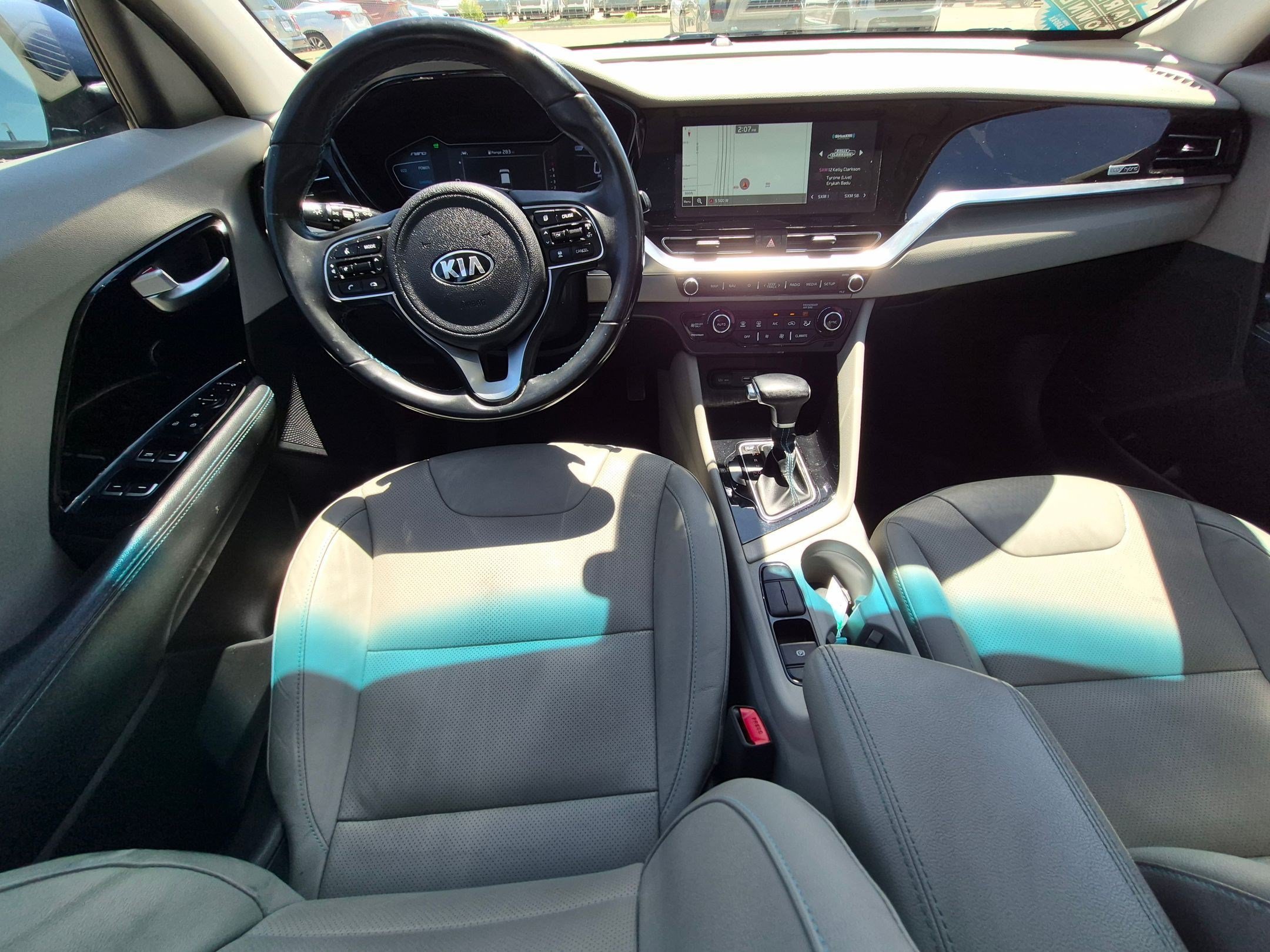 Used 2021 Kia Niro FWD image 25