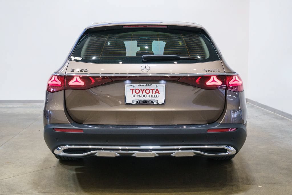 Used 2025 Mercedes-Benz E 450 4MATIC All-Terrain Wagon image 8