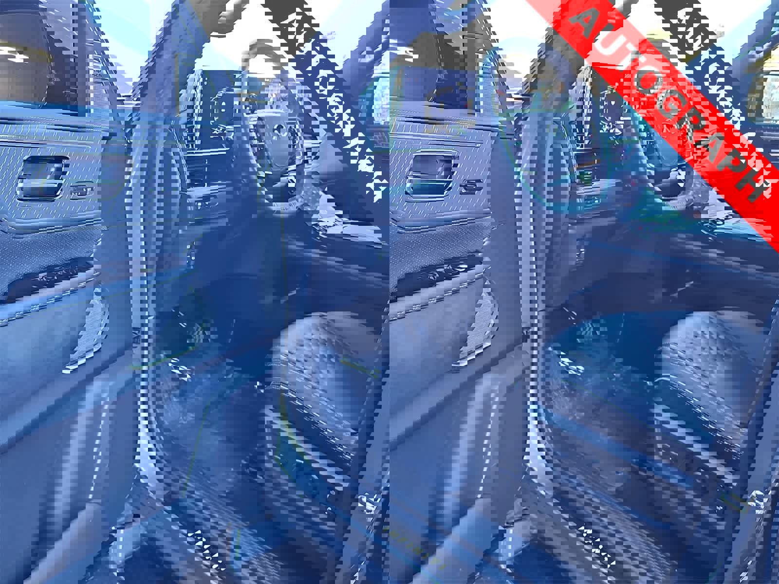 Used 2025 INFINITI QX80 Autograph w/ Autograph Exterior Package image 10