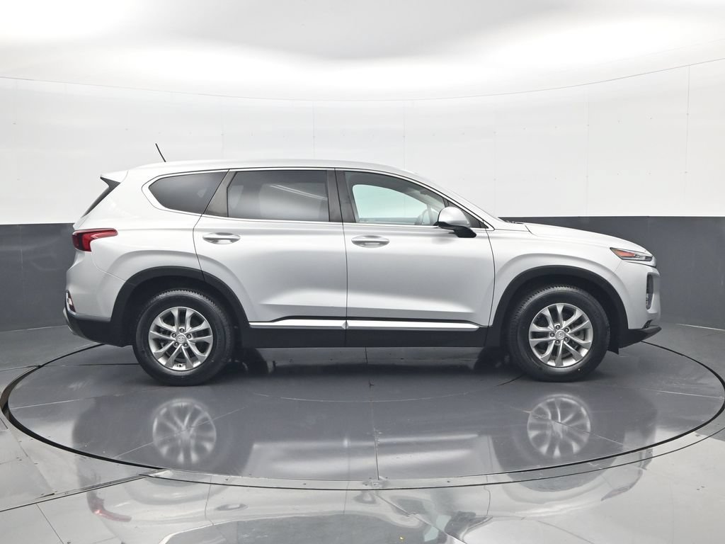 Used 2020 Hyundai Santa Fe SE FWD image 5