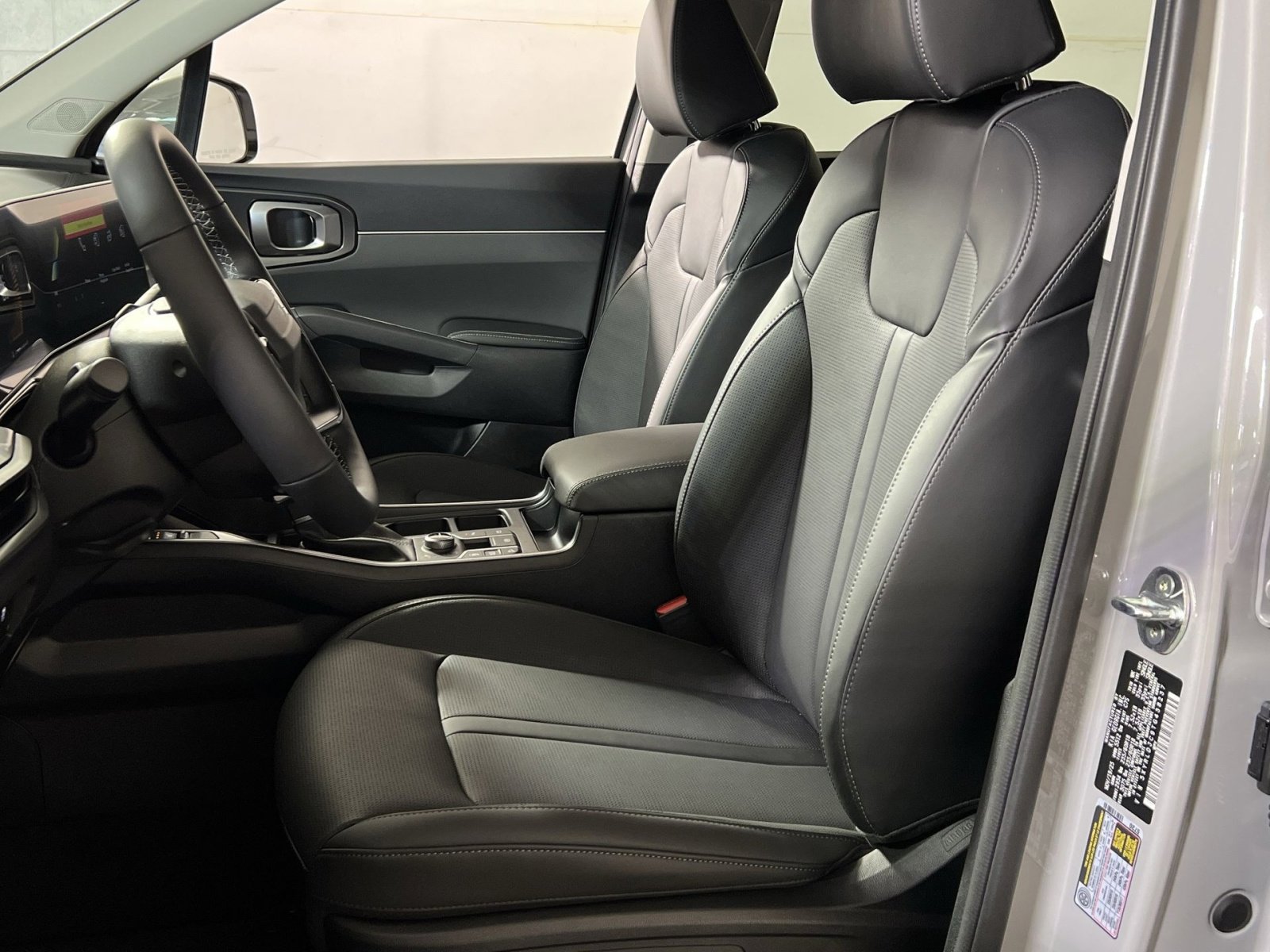 New 2026 Kia Sorento S image 11