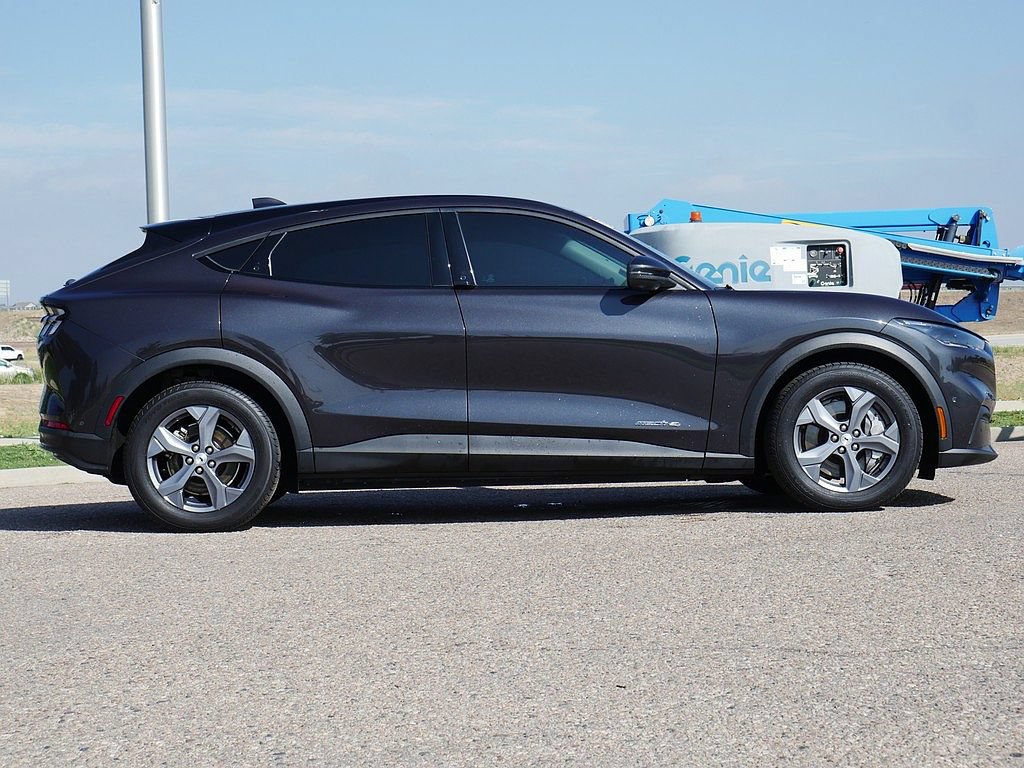 Used 2022 Ford Mustang Mach-E Select w/ Comfort/Technology Package AWD/4WD image 7