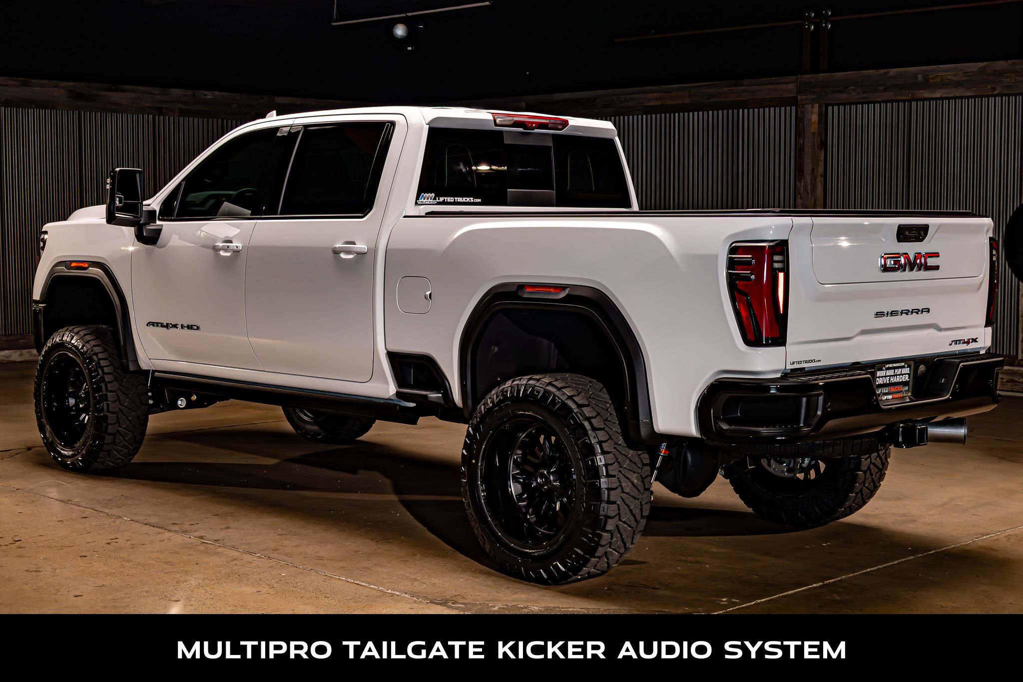 Used 2025 GMC Sierra 2500 AT4X image 7