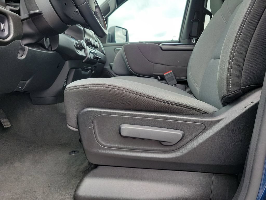 Used 2022 RAM 1500 Big Horn AWD/4WD image 19