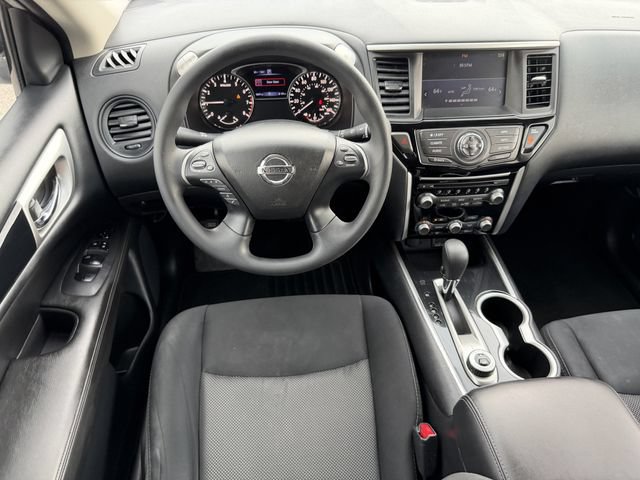 Used 2019 Nissan Pathfinder S AWD/4WD image 15