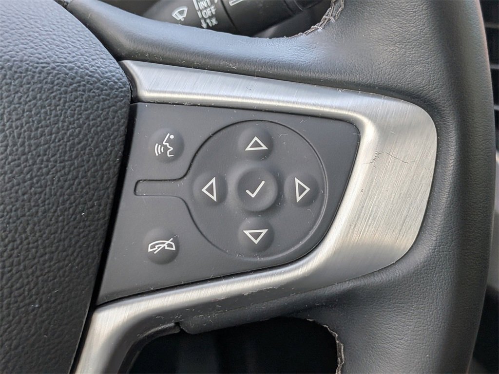 Used 2023 GMC Acadia SLT image 27