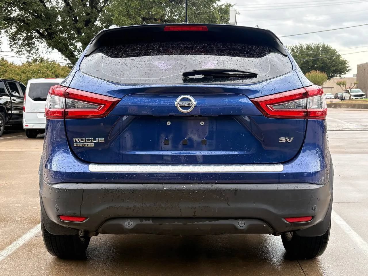 Used 2020 Nissan Rogue Sport SV w/ Technology Package FWD image 4
