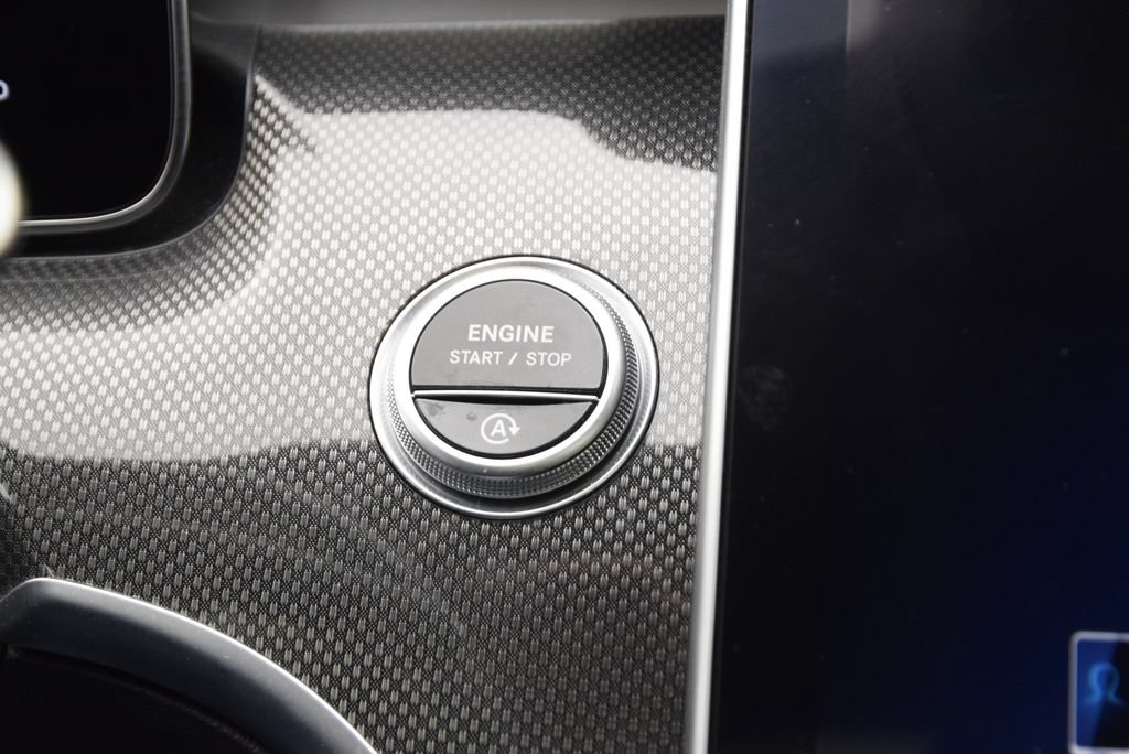 Used 2022 Mercedes-Benz C 300 Sedan image 25