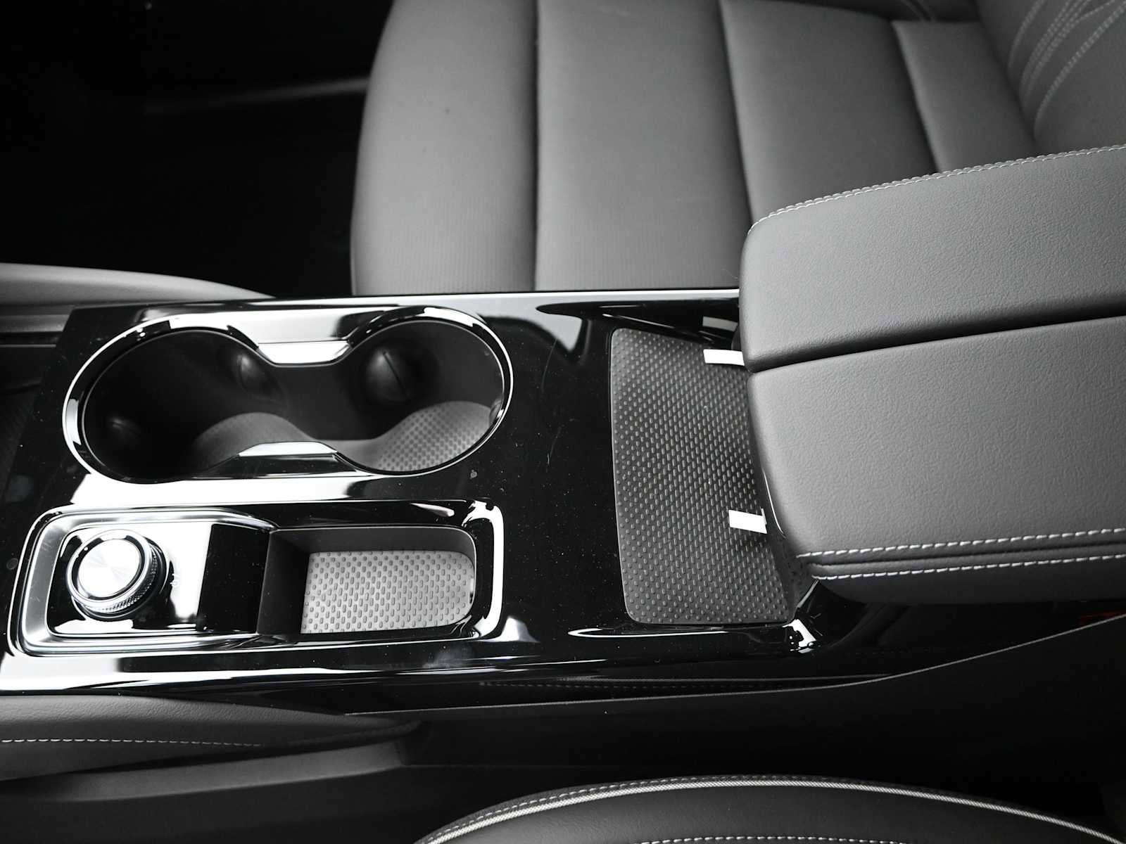 New 2026 Buick Envision Avenir image 16