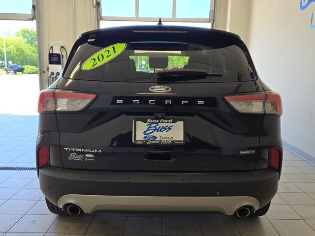 Used 2021 Ford Escape Titanium w/ Titanium Elite Package AWD/4WD image 12