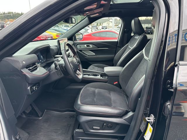 Used 2025 Ford Explorer ST image 9