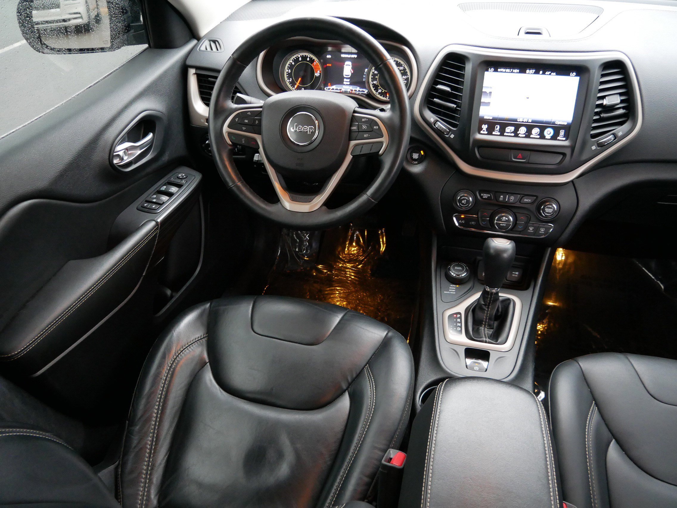 Used 2016 Jeep Cherokee Limited w/ Trailer Tow Group image 9