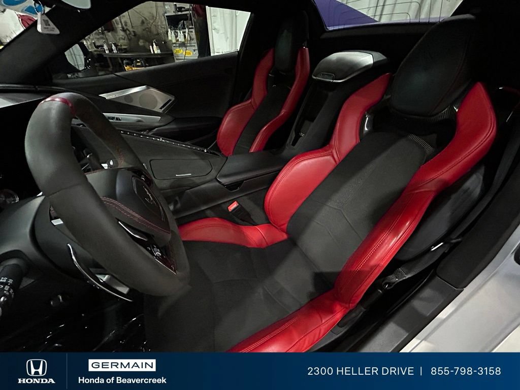 Used 2023 Chevrolet Corvette Stingray Premium Conv w/ Z51 Performance Package RWD image 27