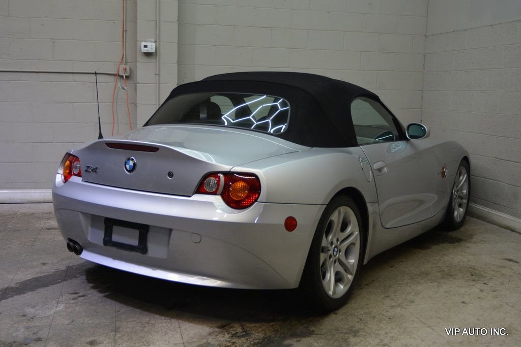Used 2003 BMW Z4 3.0i image 6