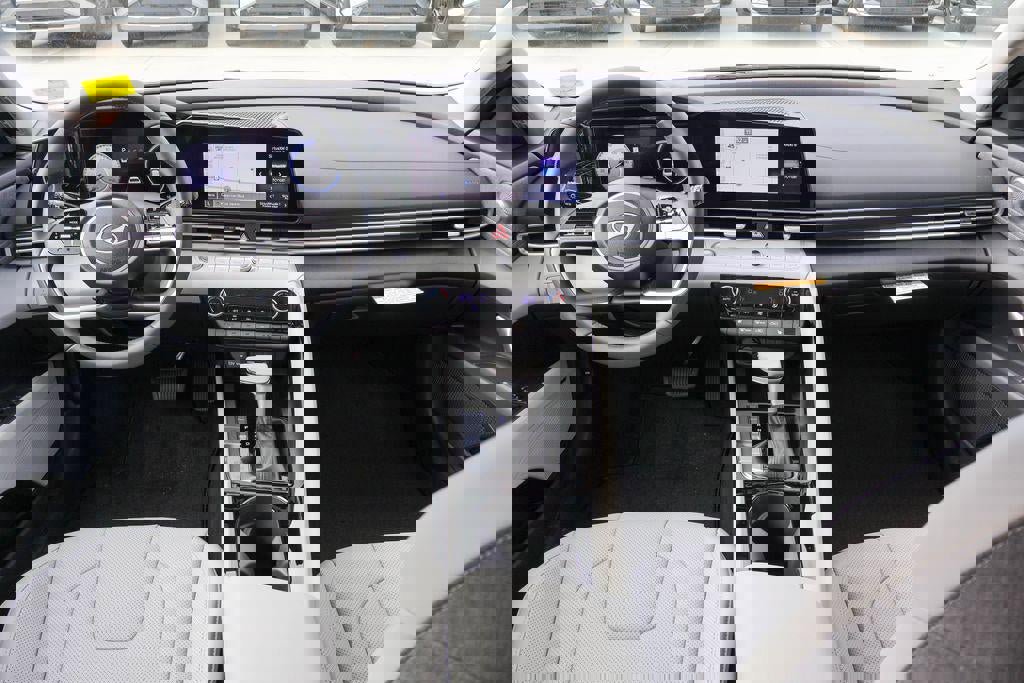 New 2026 Hyundai Elantra Limited image 6