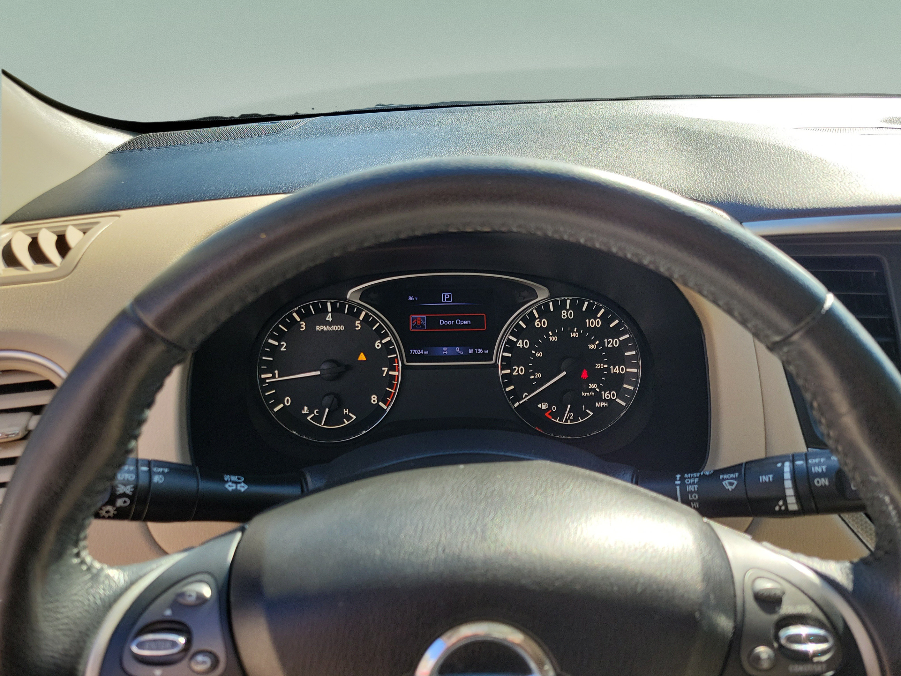 Used 2018 Nissan Pathfinder SL FWD image 15