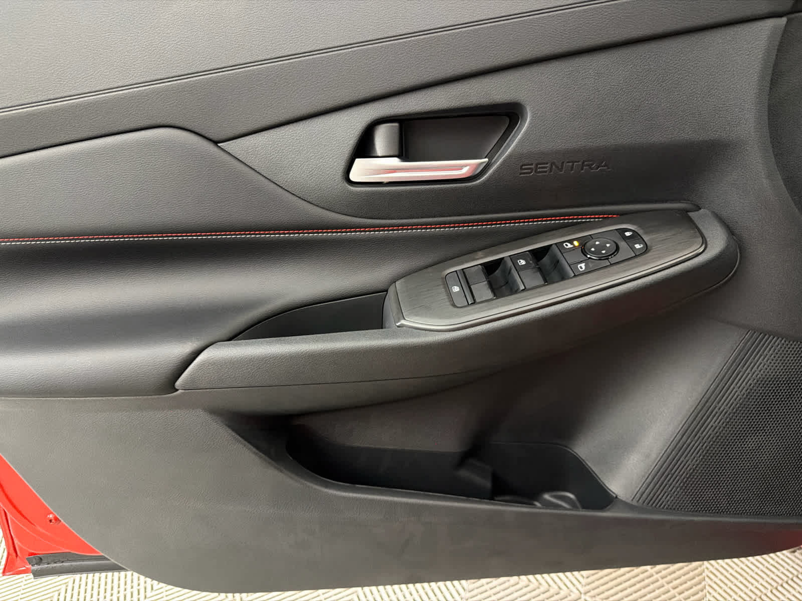 New 2027 Nissan Sentra SR w/ Floor Mat Package FWD image 21