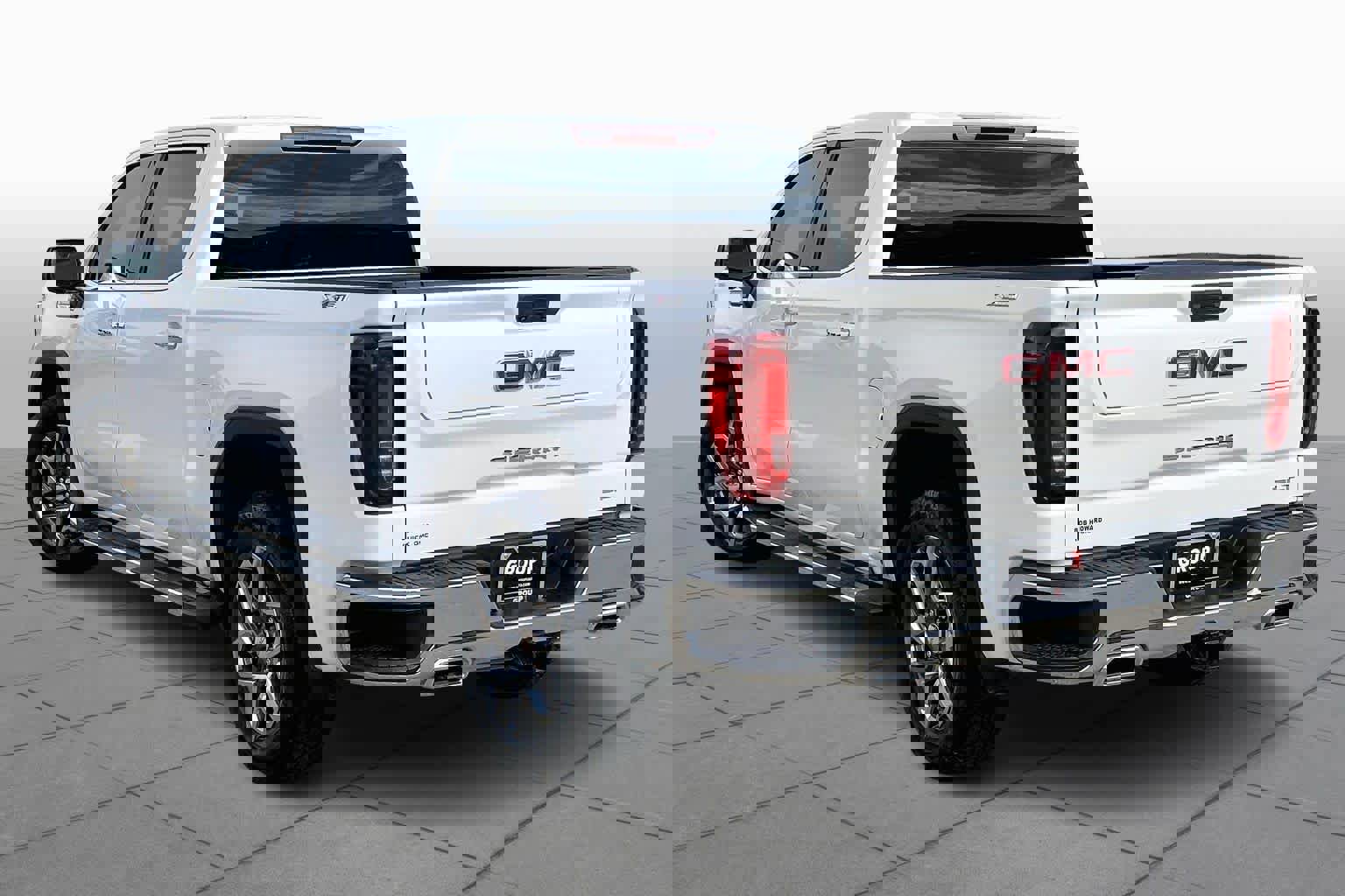 Certified 2023 GMC Sierra 1500 SLT image 11