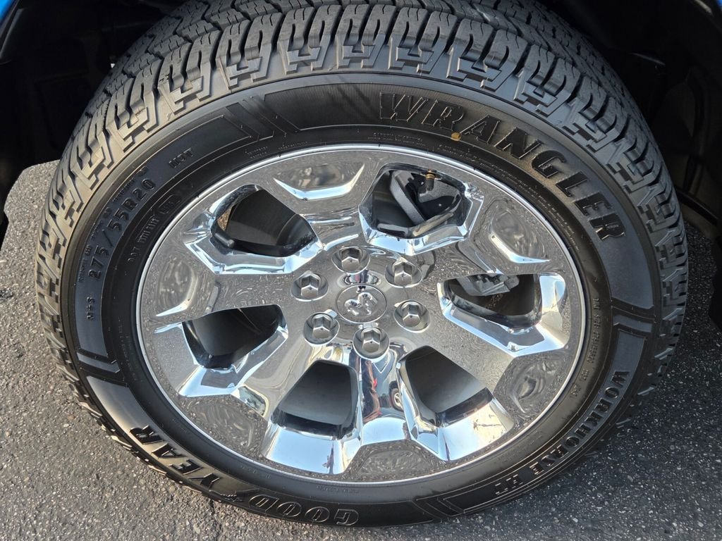 Used 2021 RAM 1500 Big Horn RWD image 12