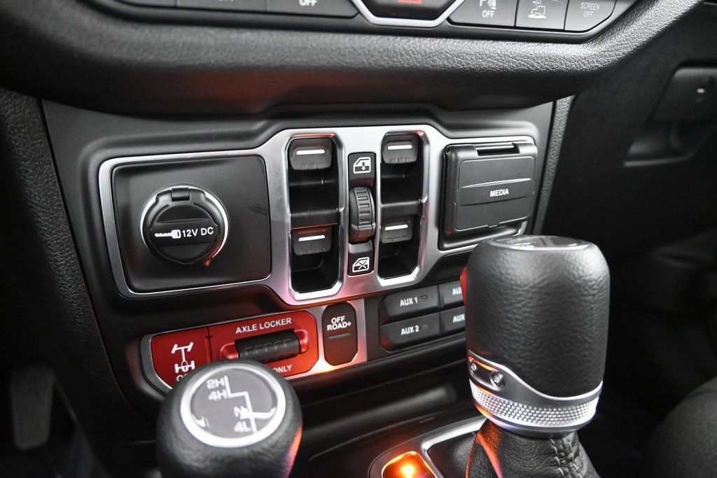 New 2025 Jeep Gladiator Willys image 30