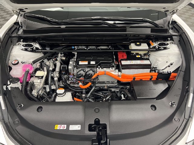 Certified 2023 Lexus RZ 450e Premium w/ Technology Package AWD/4WD image 23