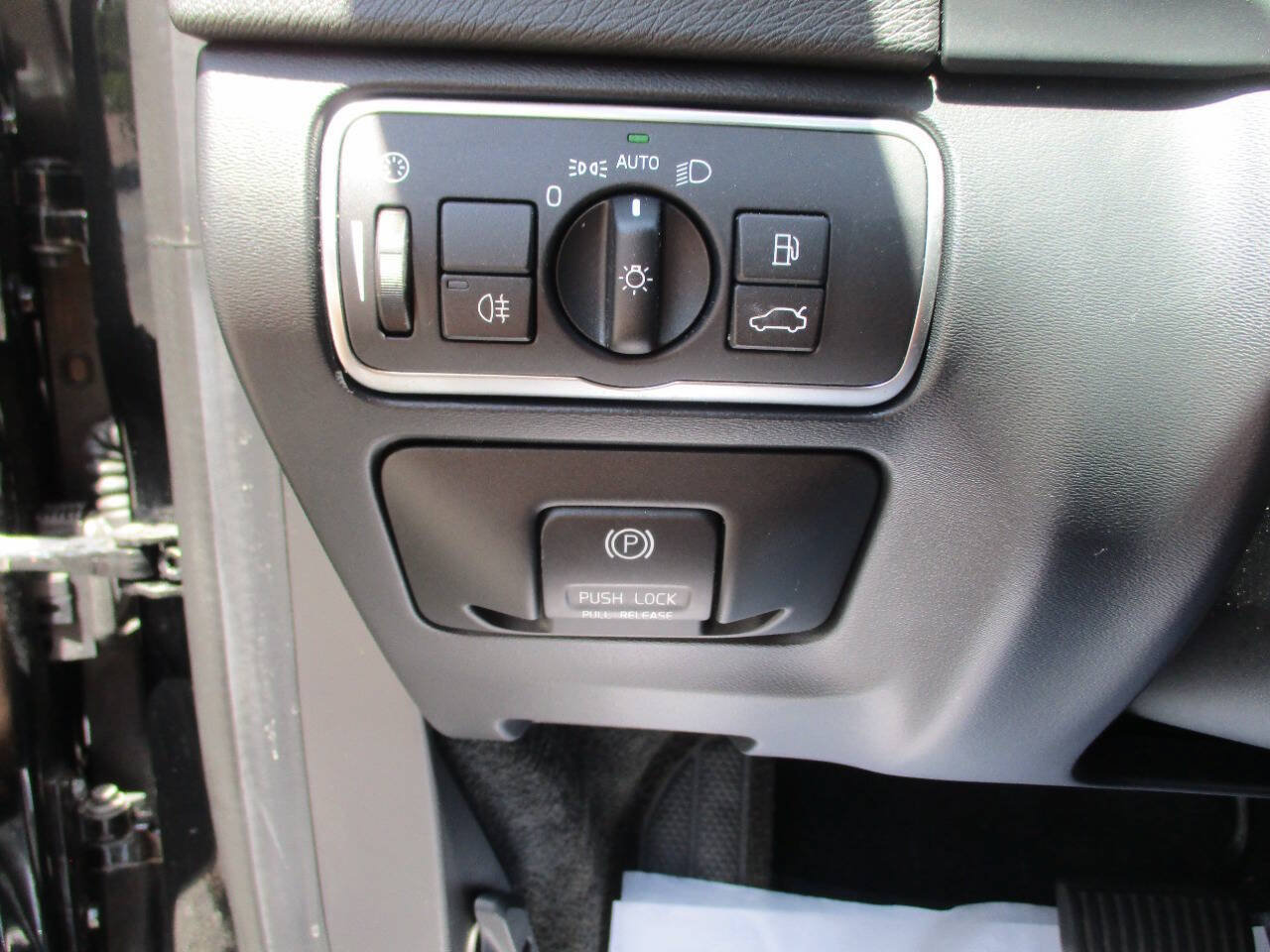 Used 2015 Volvo S60 T5 Premier w/ Convenience Package FWD image 15