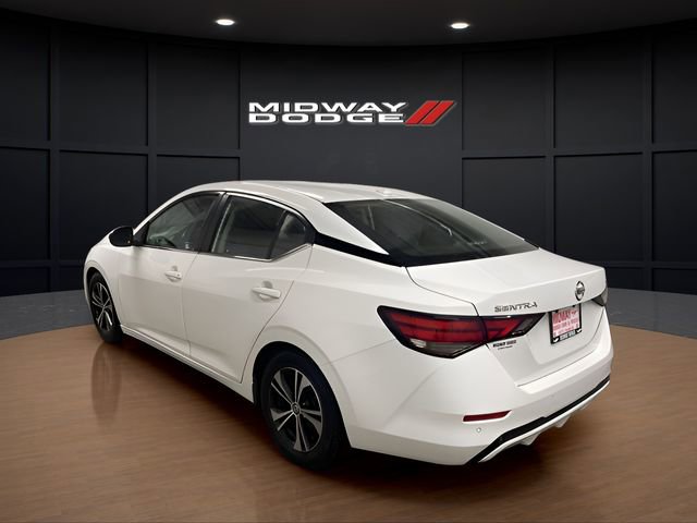Used 2021 Nissan Sentra SV image 2
