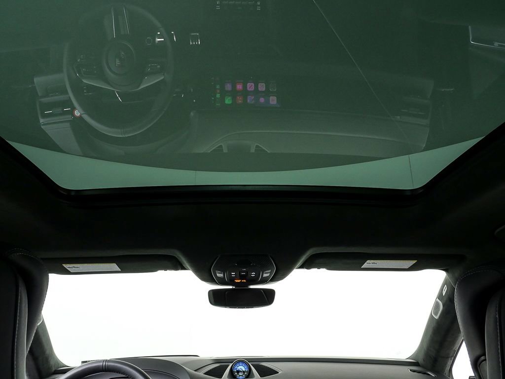 New 2026 Porsche Macan Turbo Electric image 21