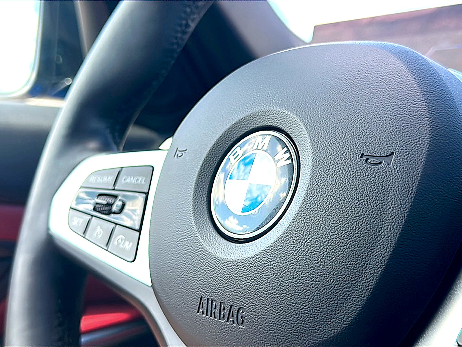 Used 2024 BMW 330i Sedan w/ M Sport Package RWD image 31