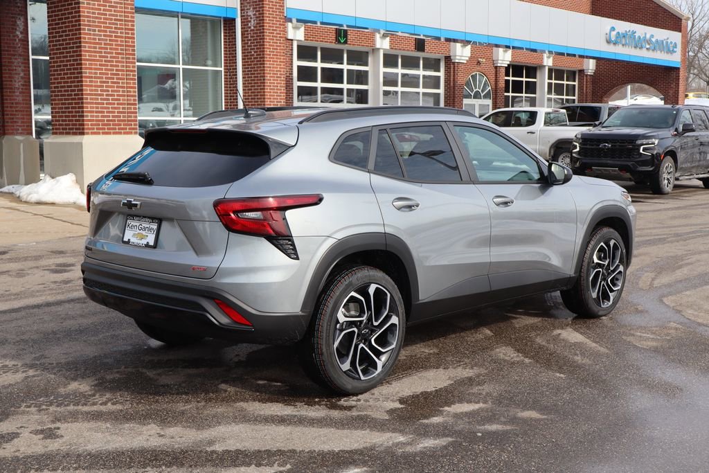 New 2026 Chevrolet Trax RS w/ Sunroof Package image 31
