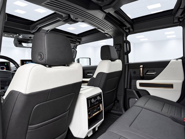 Used 2025 GMC Hummer EV 2X AWD/4WD image 26