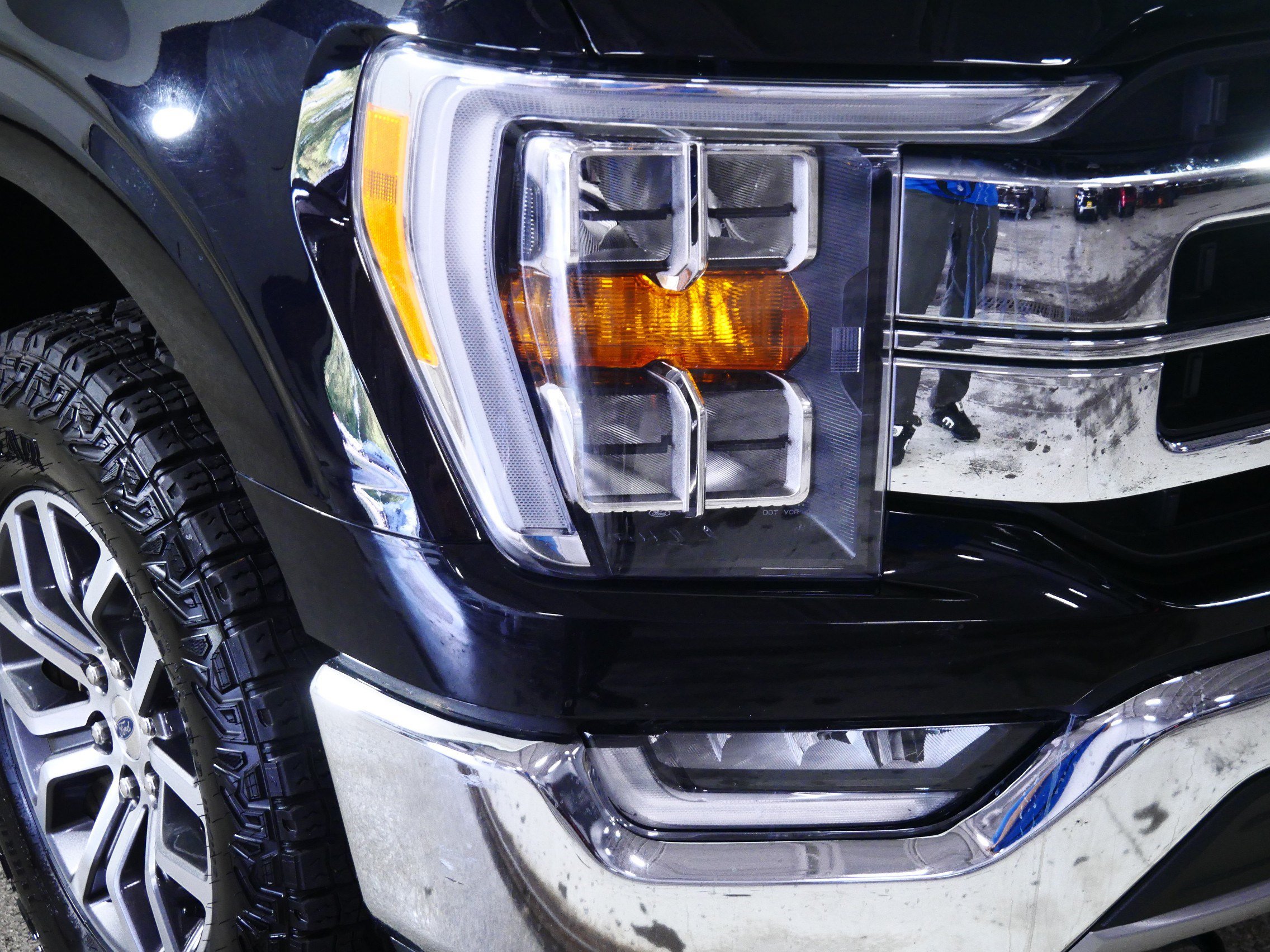Used 2022 Ford F150 Lariat AWD/4WD image 16