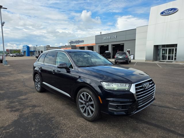 Used 2017 Audi Q7 3.0T Prestige w/ Prestige Package AWD/4WD image 2