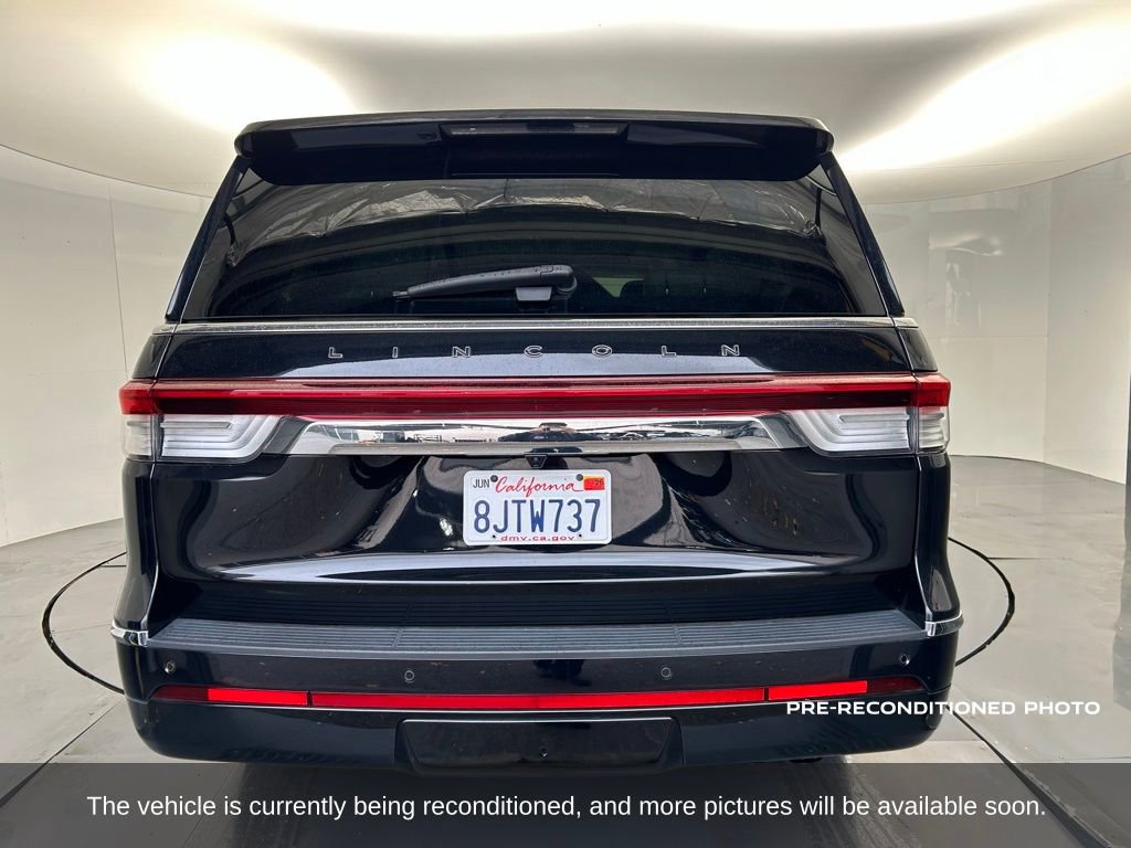 Used 2023 Lincoln Navigator Black Label image 4