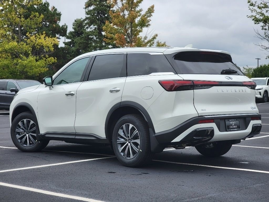 Certified 2025 INFINITI QX60 Pure w/ Cargo Package image 18