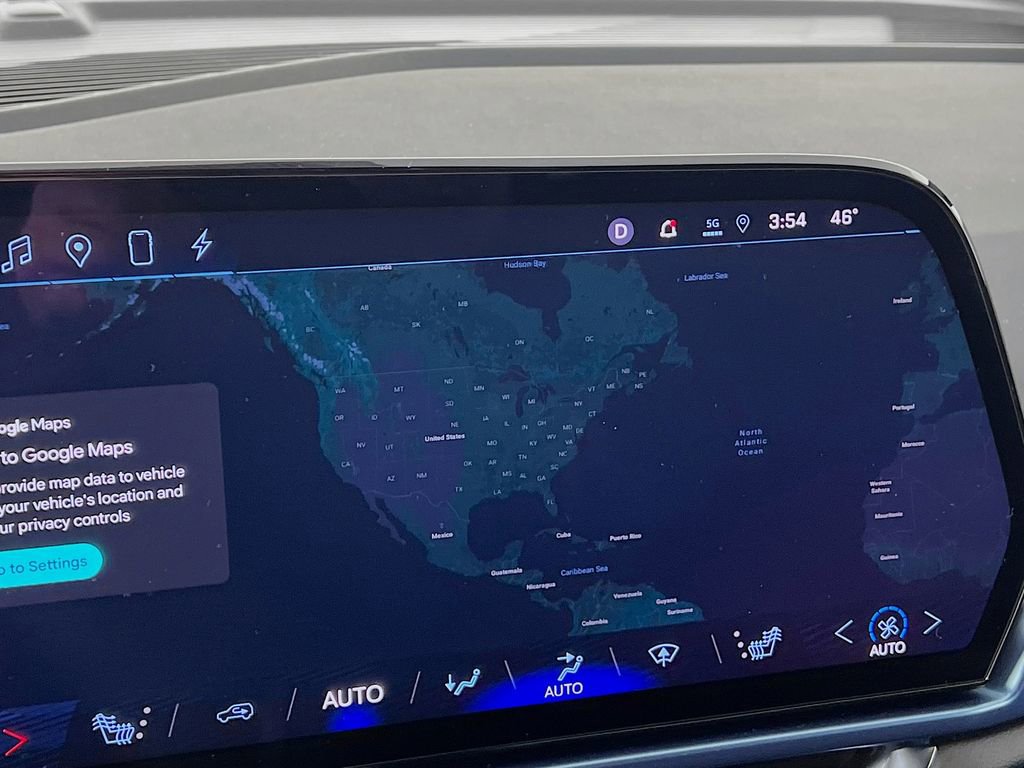 Certified 2024 Chevrolet Equinox EV LT FWD image 12