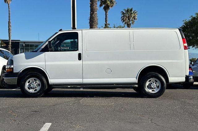 Used 2020 Chevrolet Express 2500 w/ Driver Convenience Package image 7