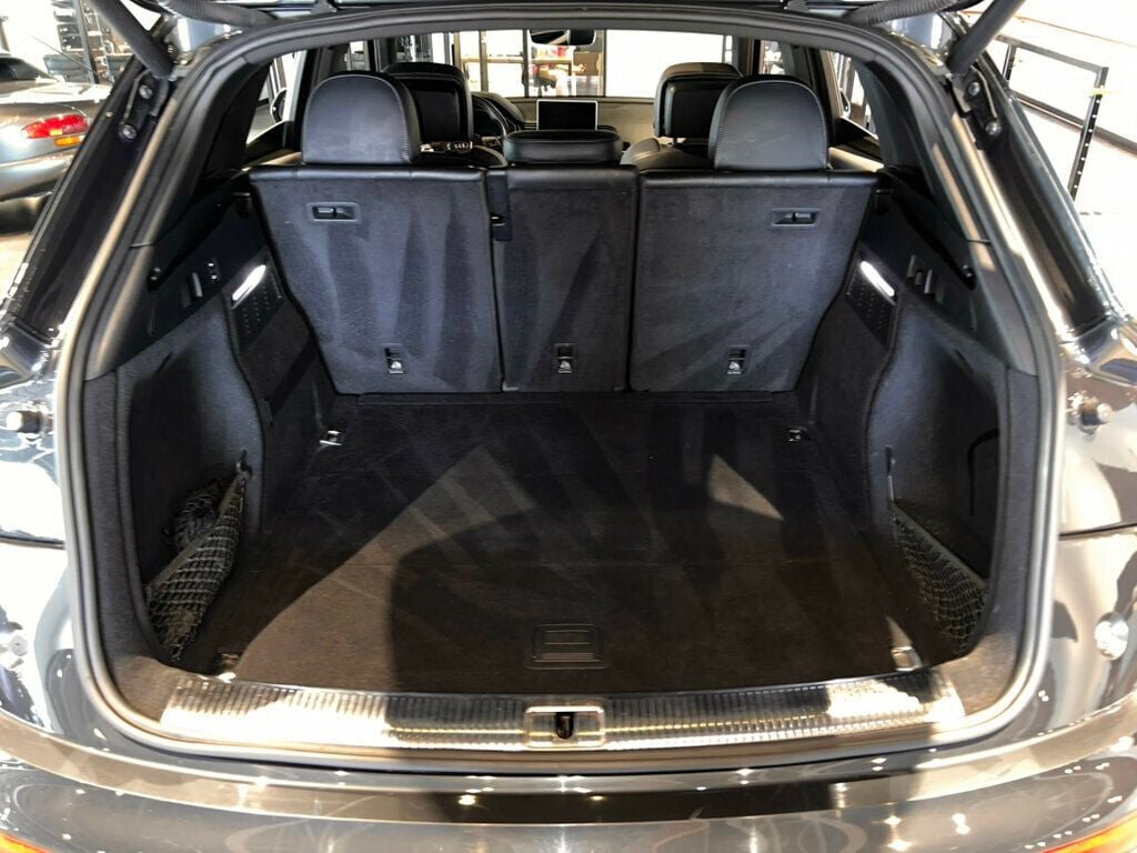 Used 2019 Audi SQ5 Prestige AWD/4WD image 26